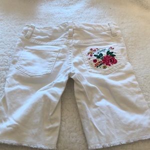 Juicy couture girls kids Bermuda shorts white 8